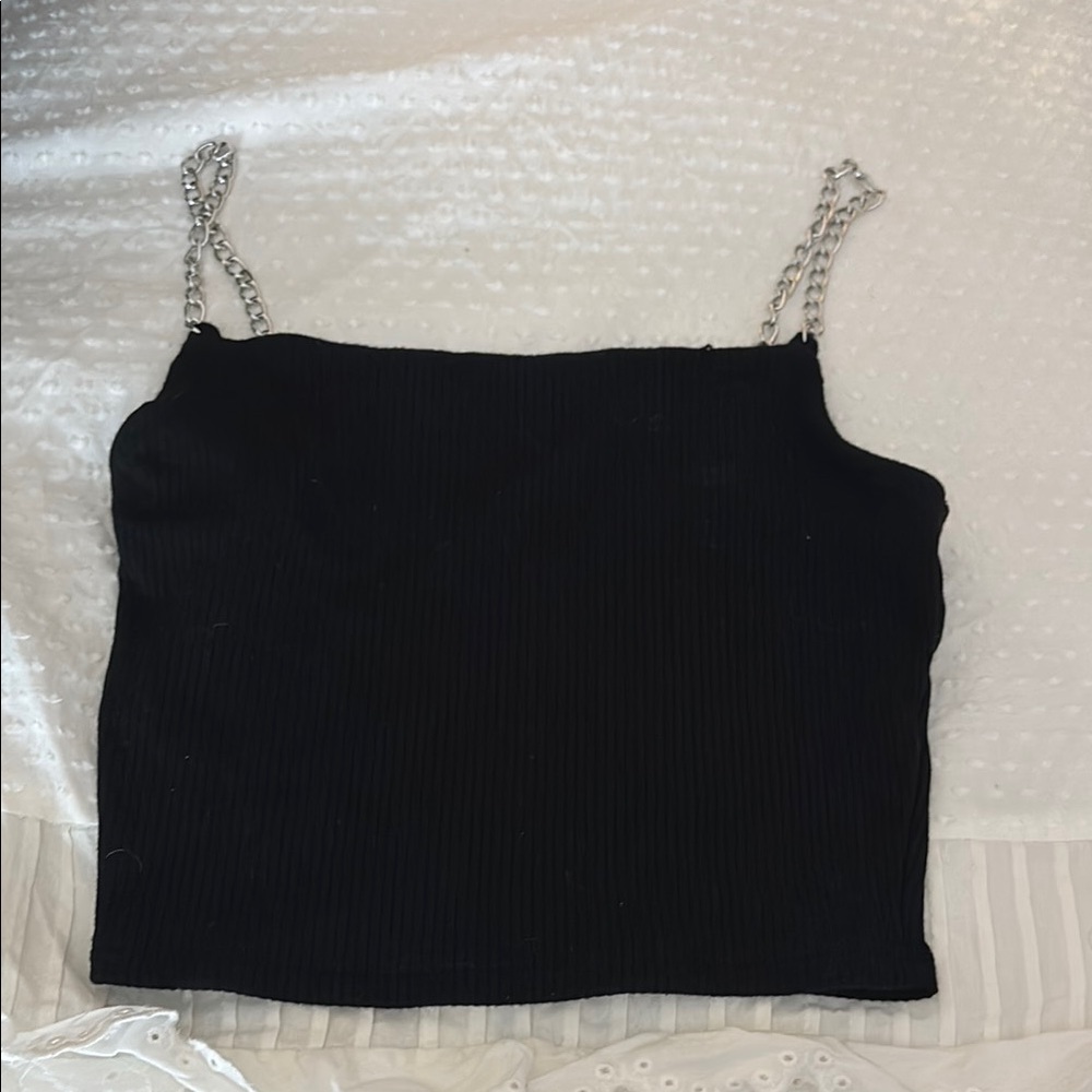 garage chain link cami